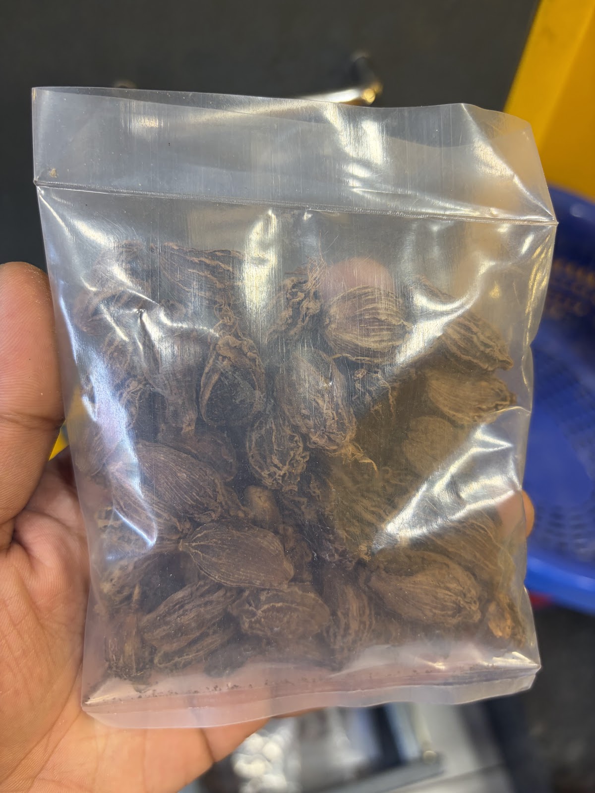 Badi Elaichi 50gm available at Mittal Spices